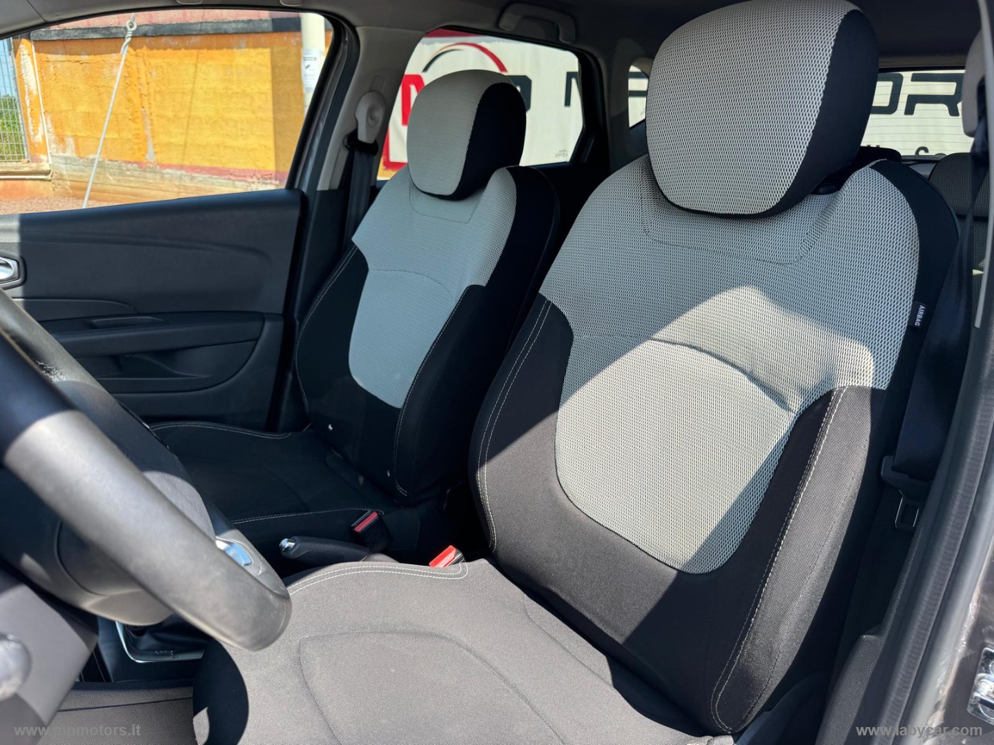 CAPTUR BUSINESS 1.5 DCi 90CV AUTOMATICA - immagine 10