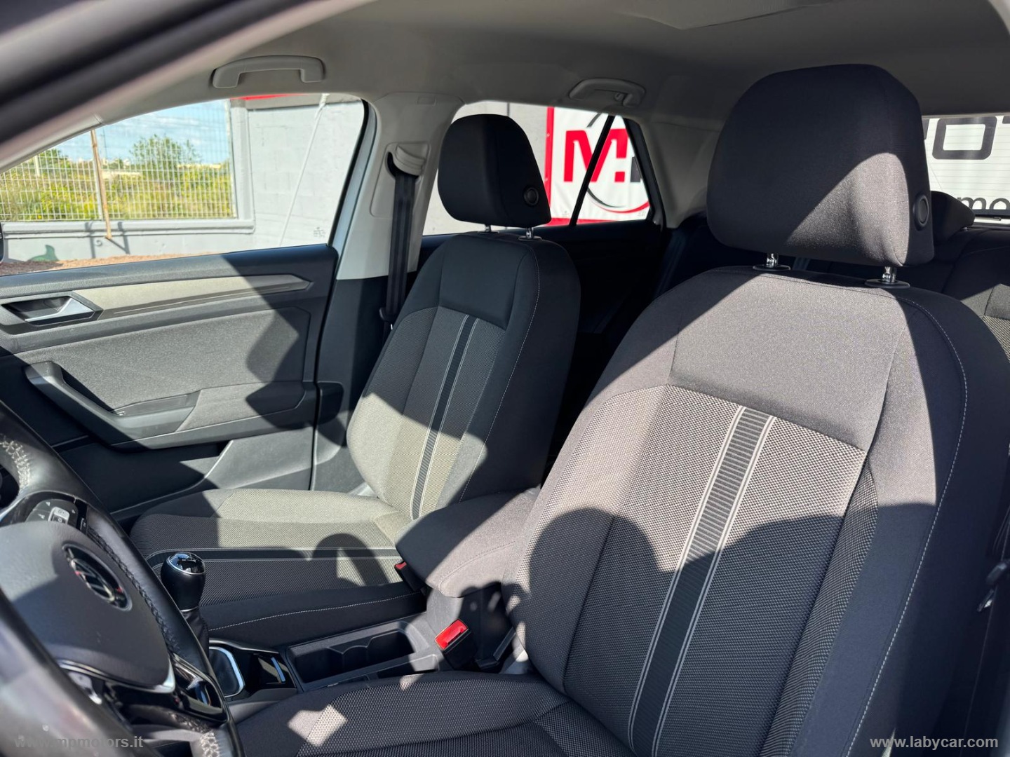 T-ROC STYLE 1.0 TSI 110CV - immagine 10