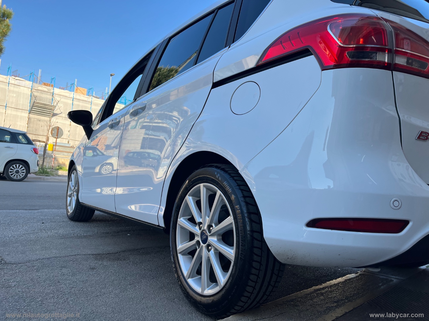 B-Max 1.5 TDCi 75 CV Titanium X - immagine 10