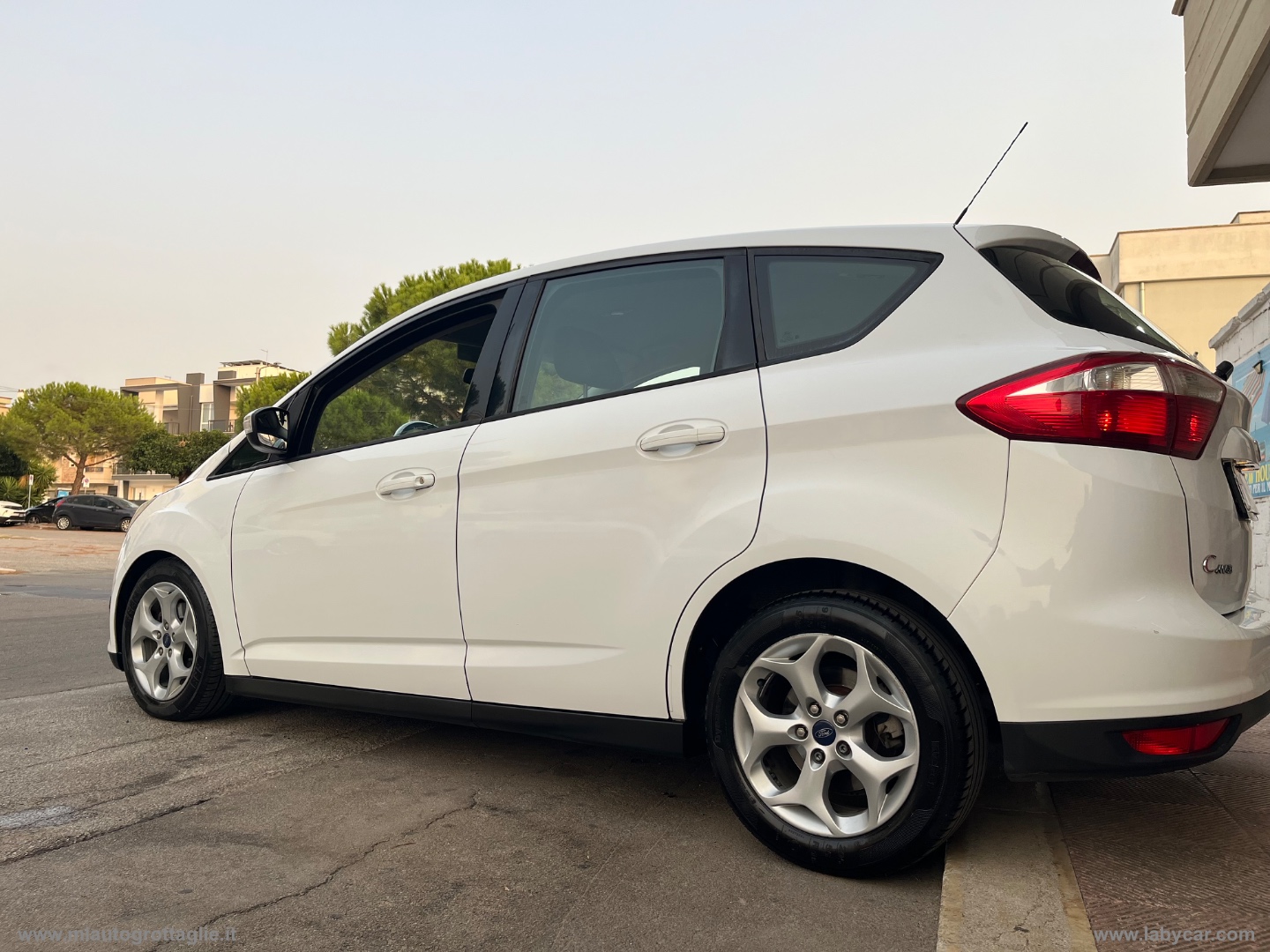 C-Max 1.6 TDCi 115 CV Titanium - immagine 10