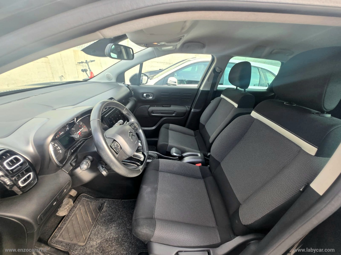 C3 Aircross BlueHDi 120 S&S EAT6 Shine 2020 - immagine 10