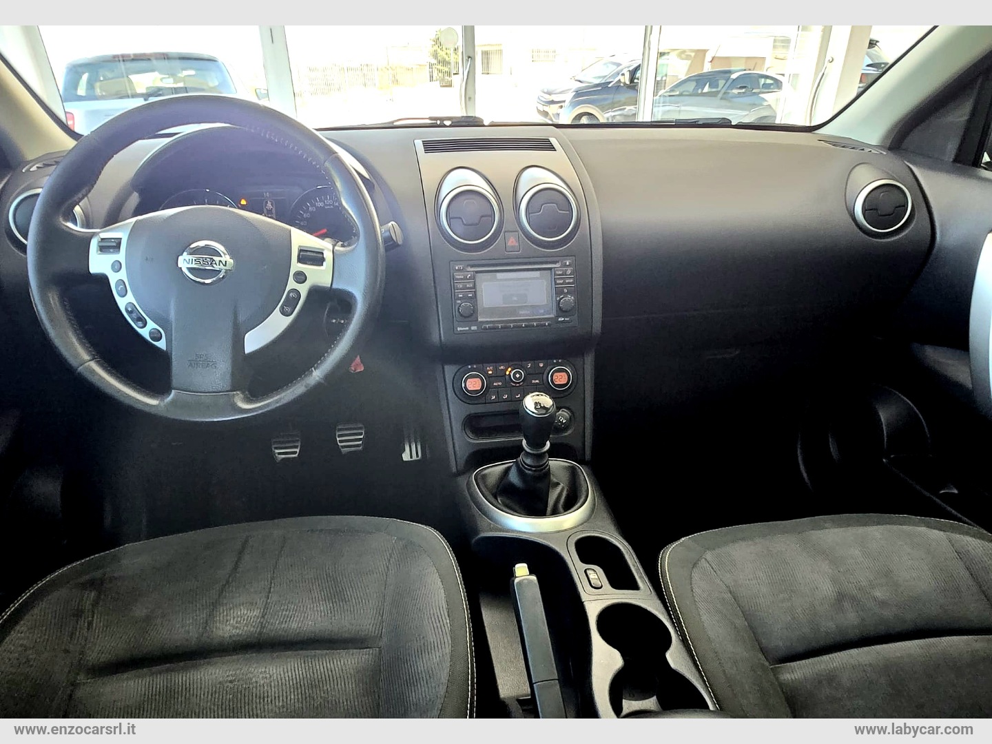 Qashqai 1.5 dCi DPF Tekna TETTO PANORAMICO - immagine 10