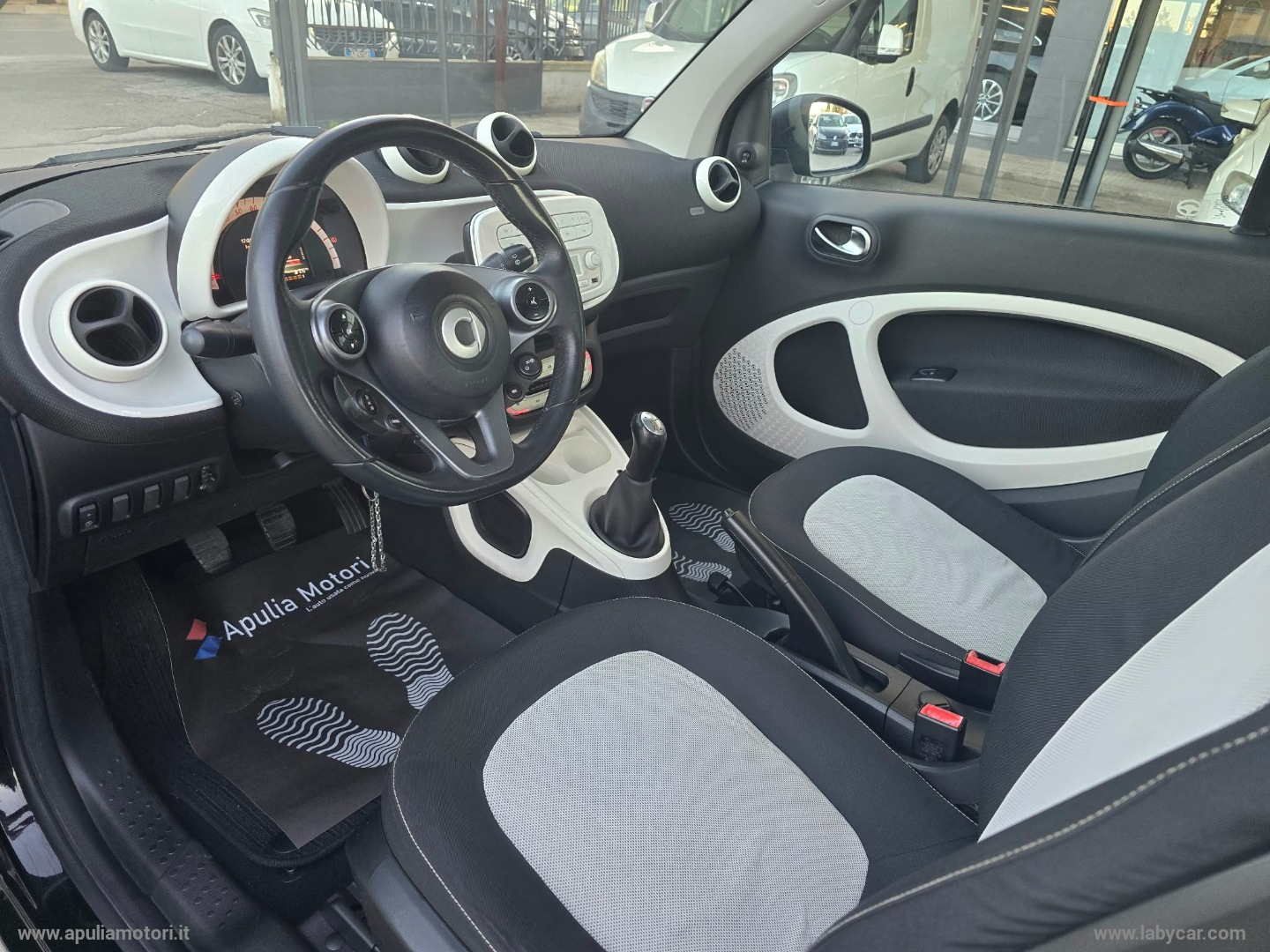 fortwo 70 1.0 Passion - immagine 10