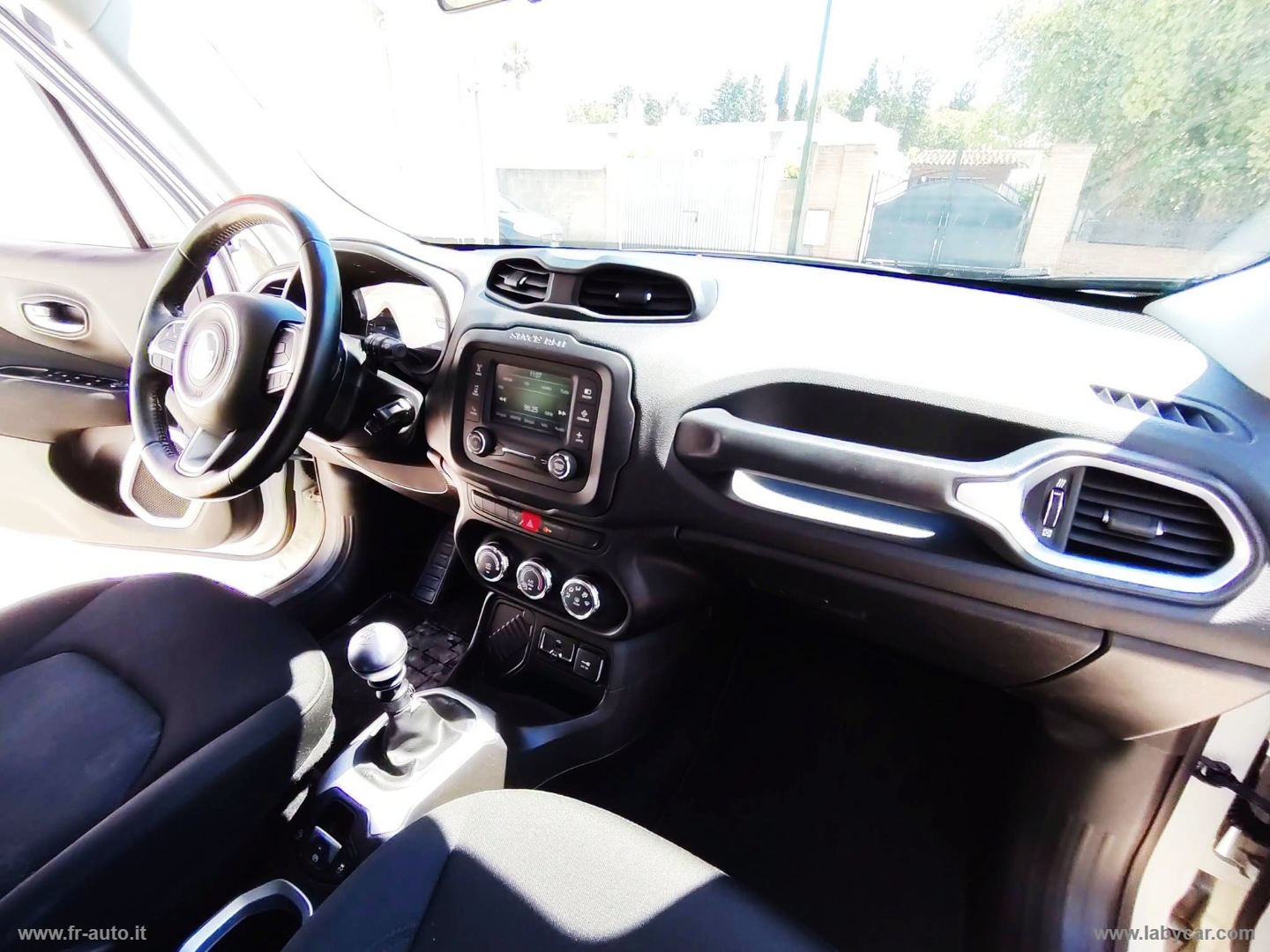 Renegade 1.6 Mjt 120CV Limited - immagine 10