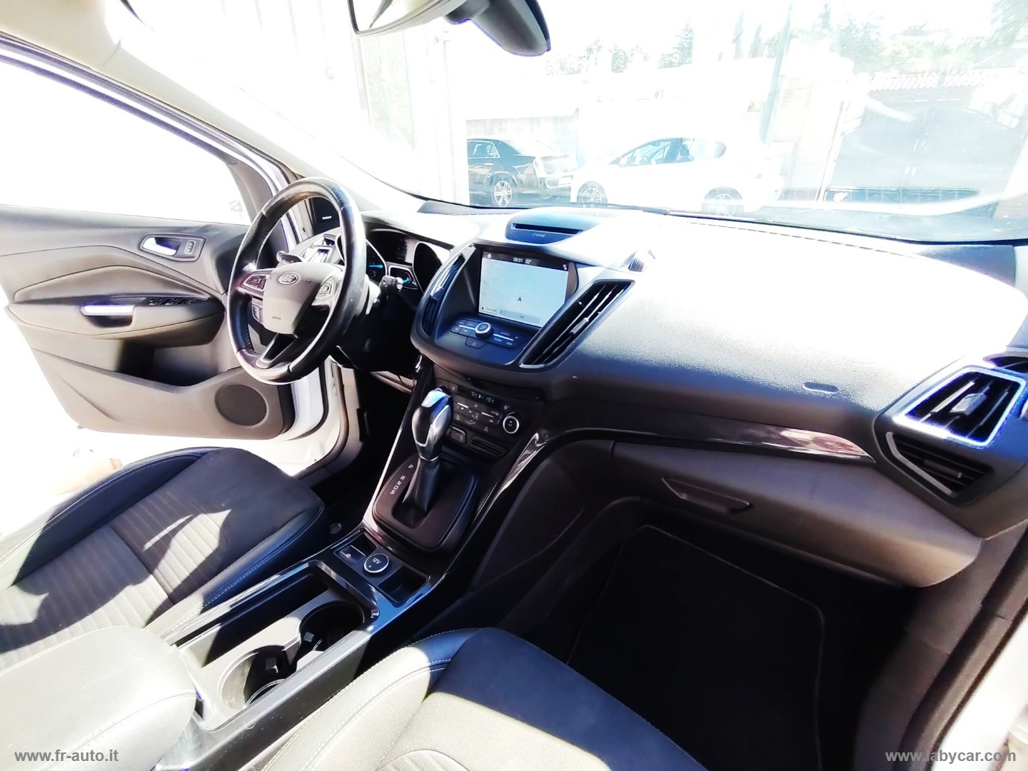 Kuga 1.5 TDCI 120CV S&S 2WD Pow.ST-Line - immagine 10