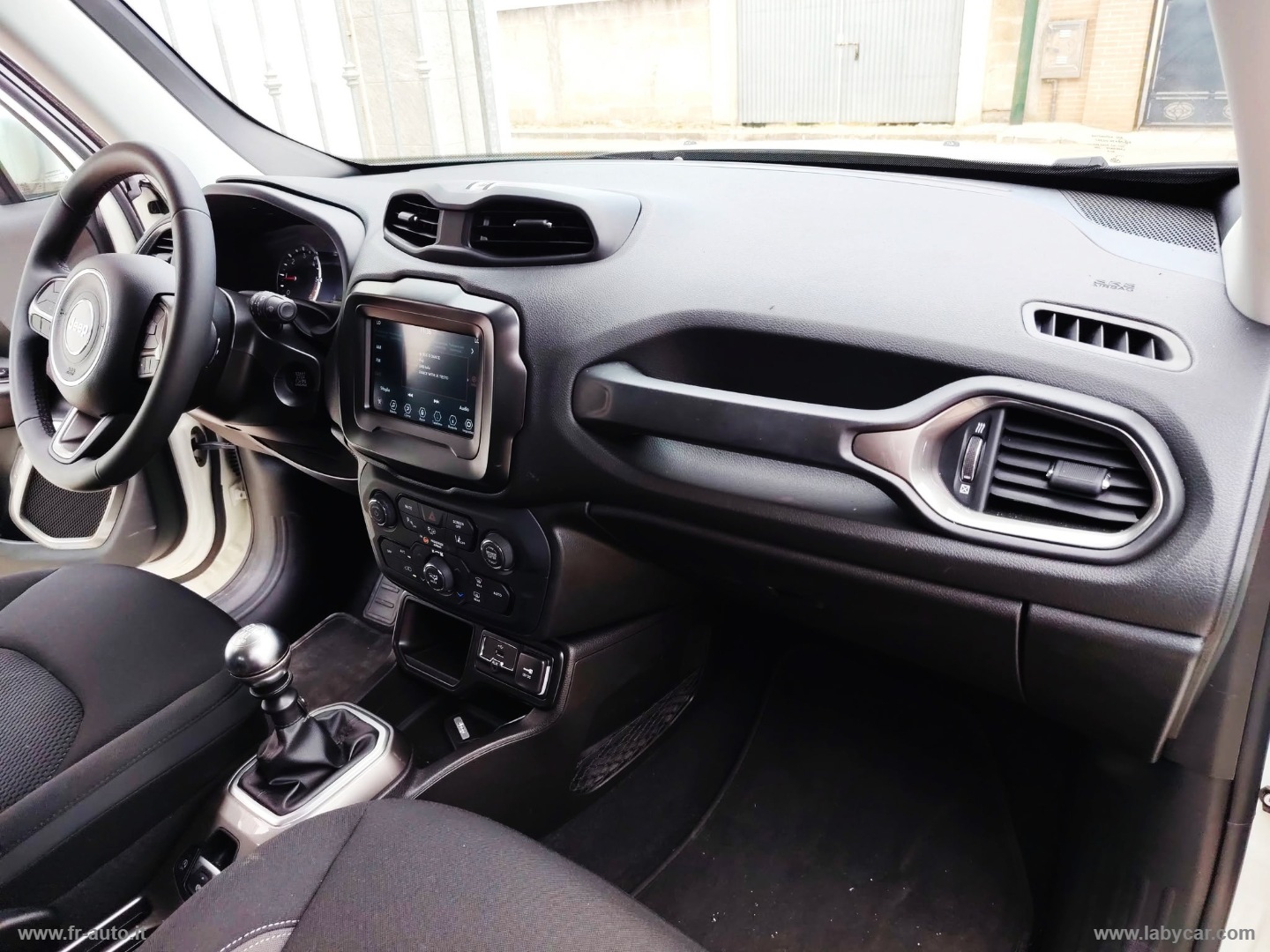 Renegade 1.6 Mjt 130CV LONGITUDE - immagine 10