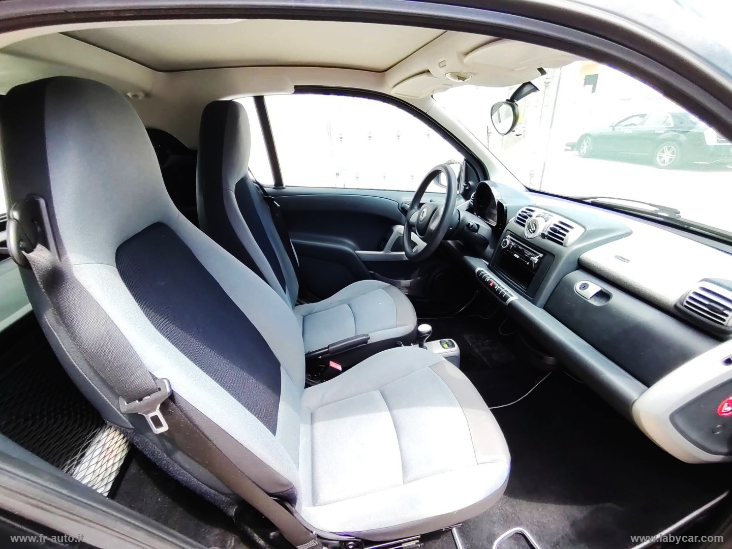 fortwo 1000 52 kW MHD coupé passion - immagine 10