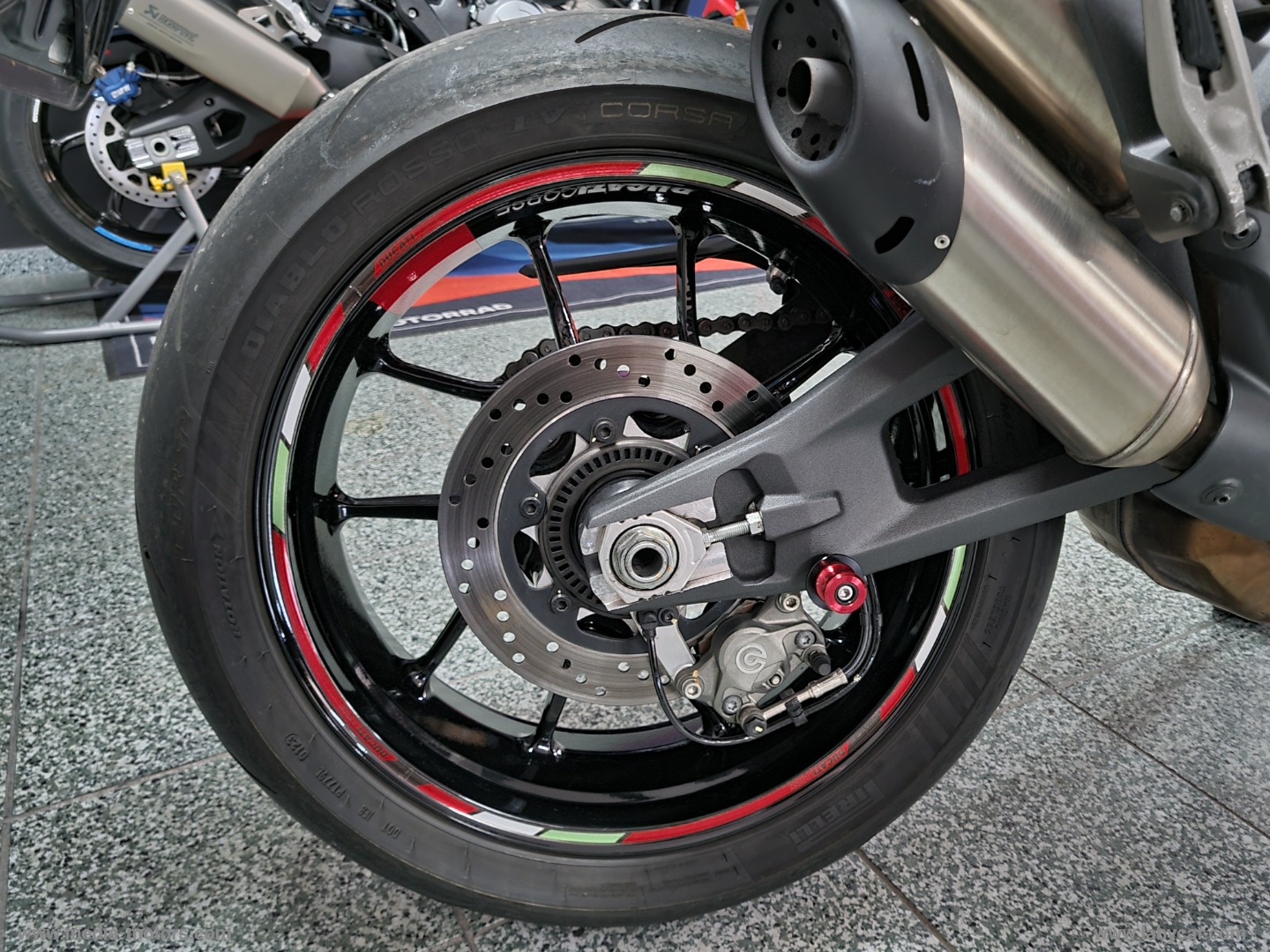 MONSTER 937 PLUS - immagine 10