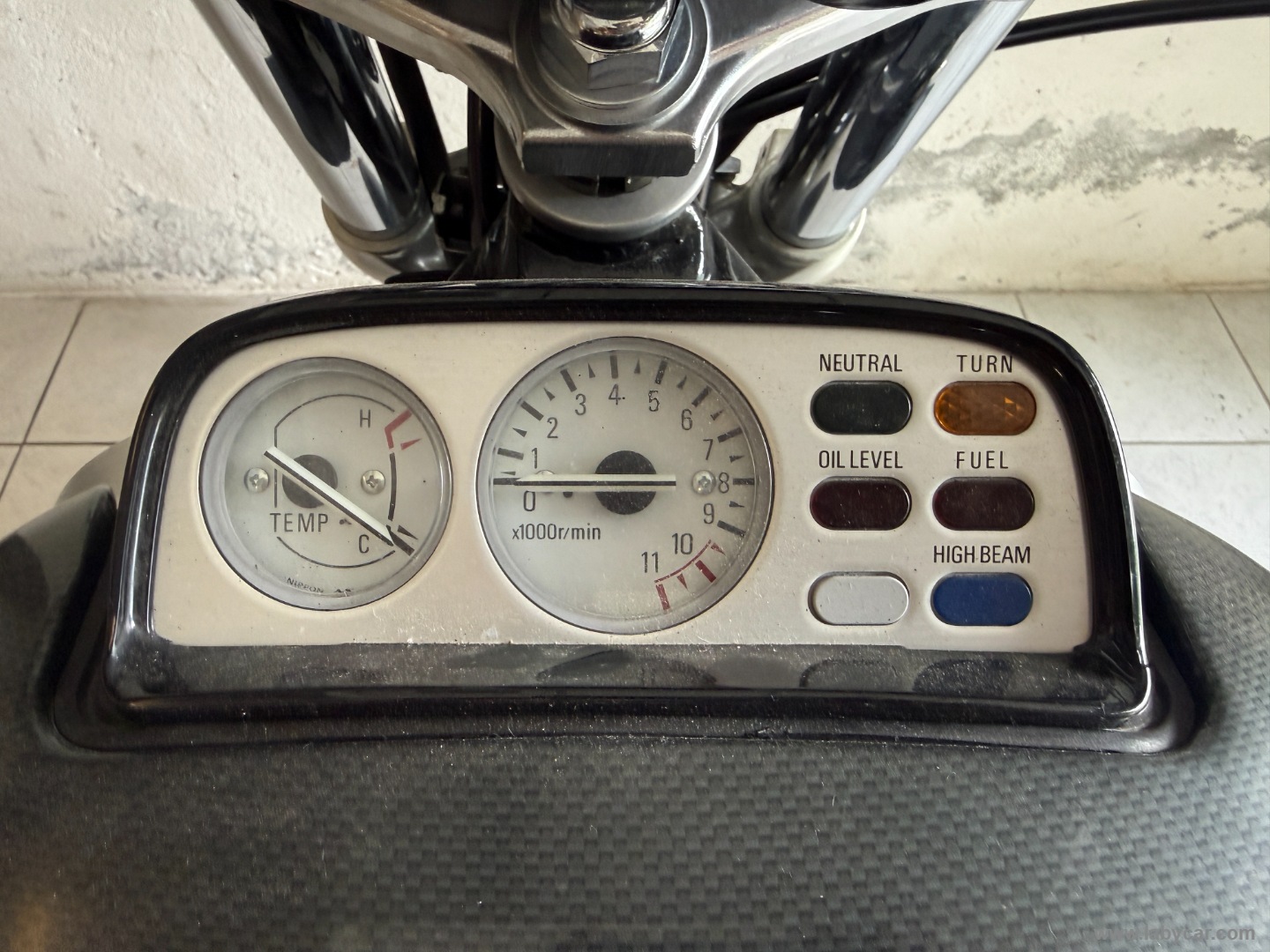 VMAX 1200 - immagine 10