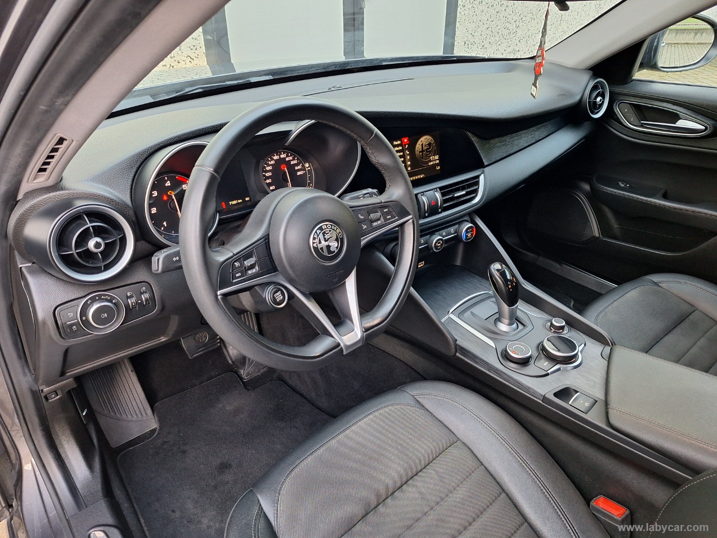 Giulia 2.2 TD 160 CV AT8 SOLO *70000KM* - immagine 10