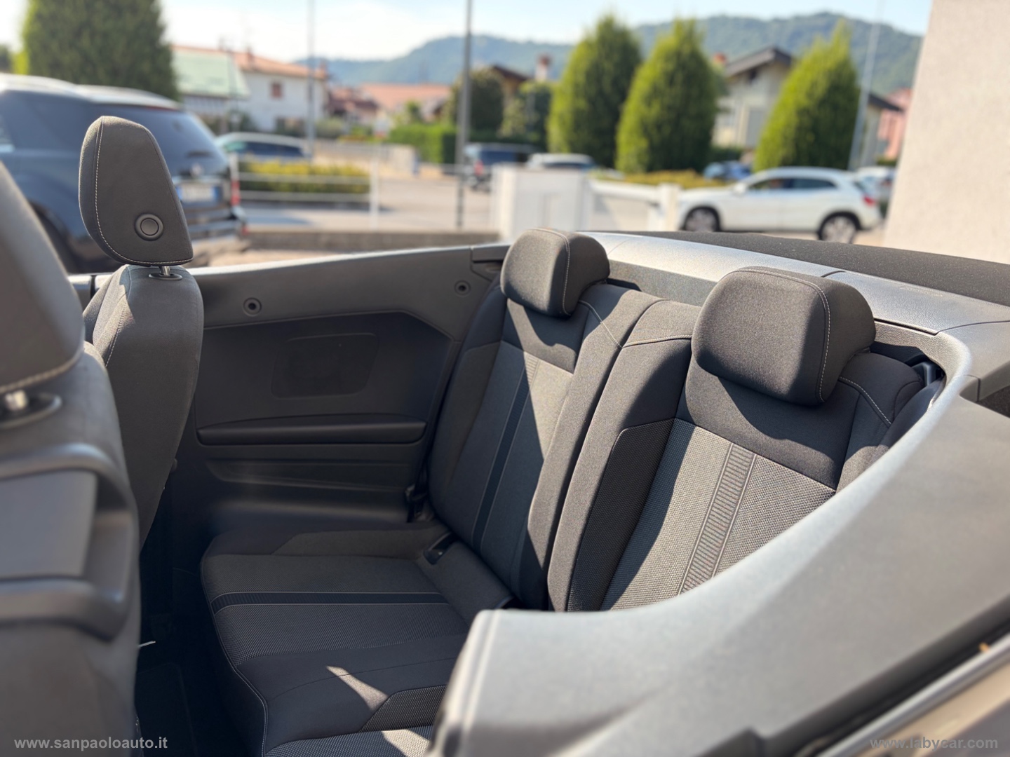 T-Roc Cabriolet 1.5 TSI ACT DSG Style - immagine 10
