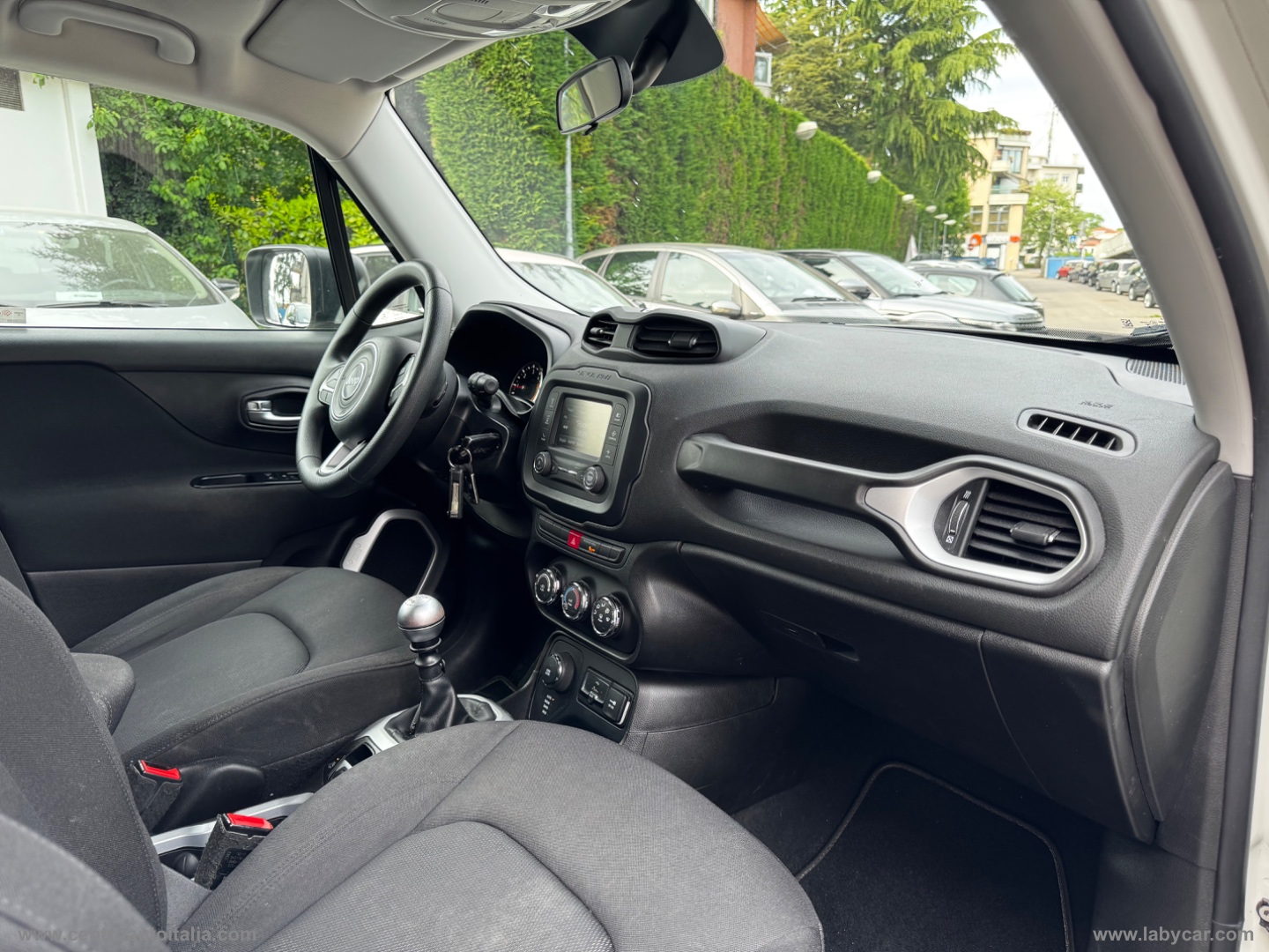 Renegade 2.0 Mjt 4WD Active Drive Sport - immagine 10