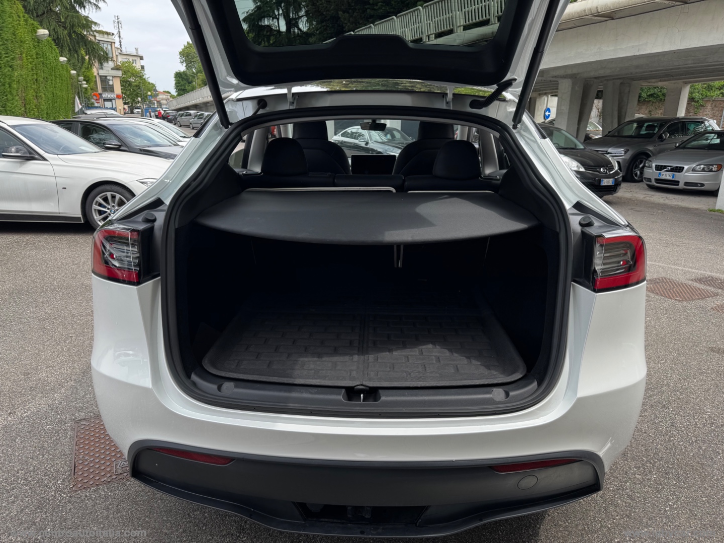 Model Y BEV 75 KWH Long Range AUTO 4WD - immagine 10