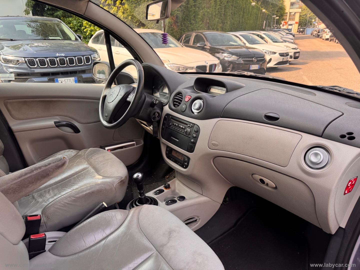 C3 1.4 HDi 70CV Exclusive - immagine 10