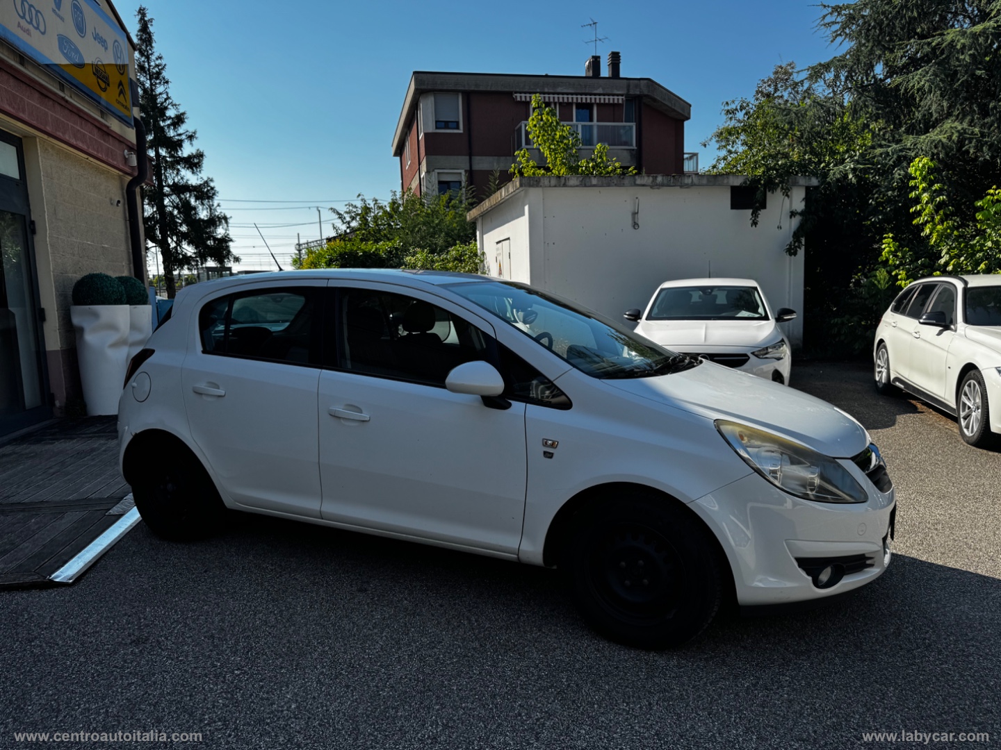 Corsa 1.2 80 CV 5p. GPL-TECH Edition - immagine 10