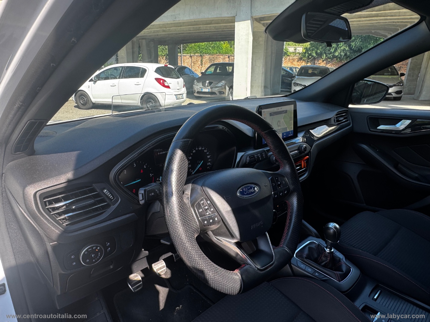 Focus 1.5 EcoBlue 120CV 5p. ST Line - immagine 10