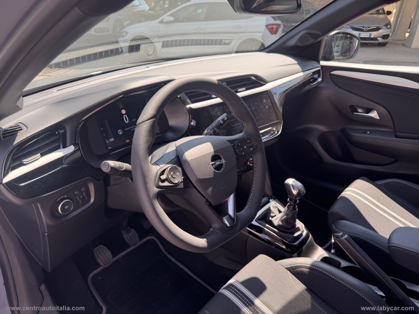 Corsa 1.2 GS - immagine 10
