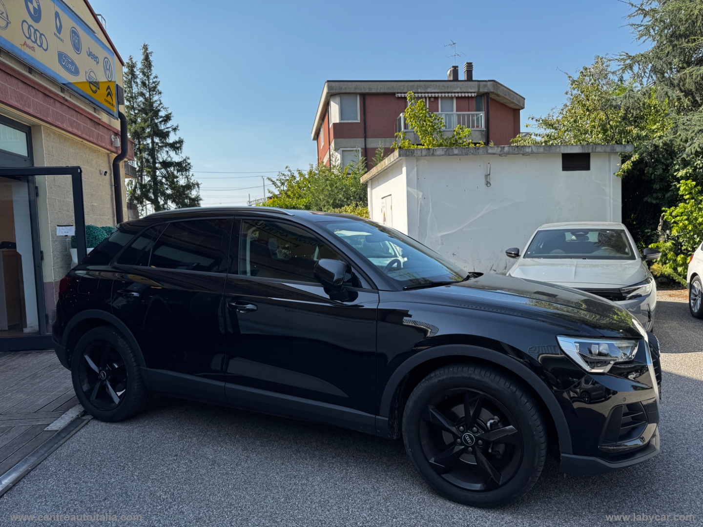 Q3 35 TDI S tronic Business Advanced - immagine 10