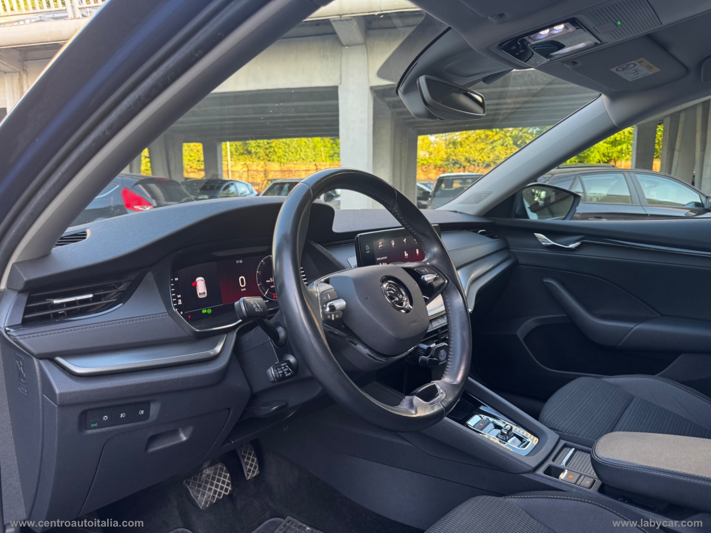 Octavia 1.5 G-TEC DSG Wagon Style - immagine 10