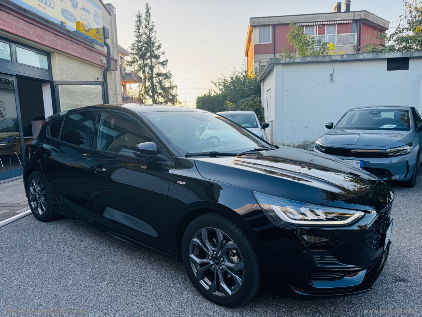 Focus 1.0 EcoBoost Hybrid 125CV 5p.ST LINE - immagine 10