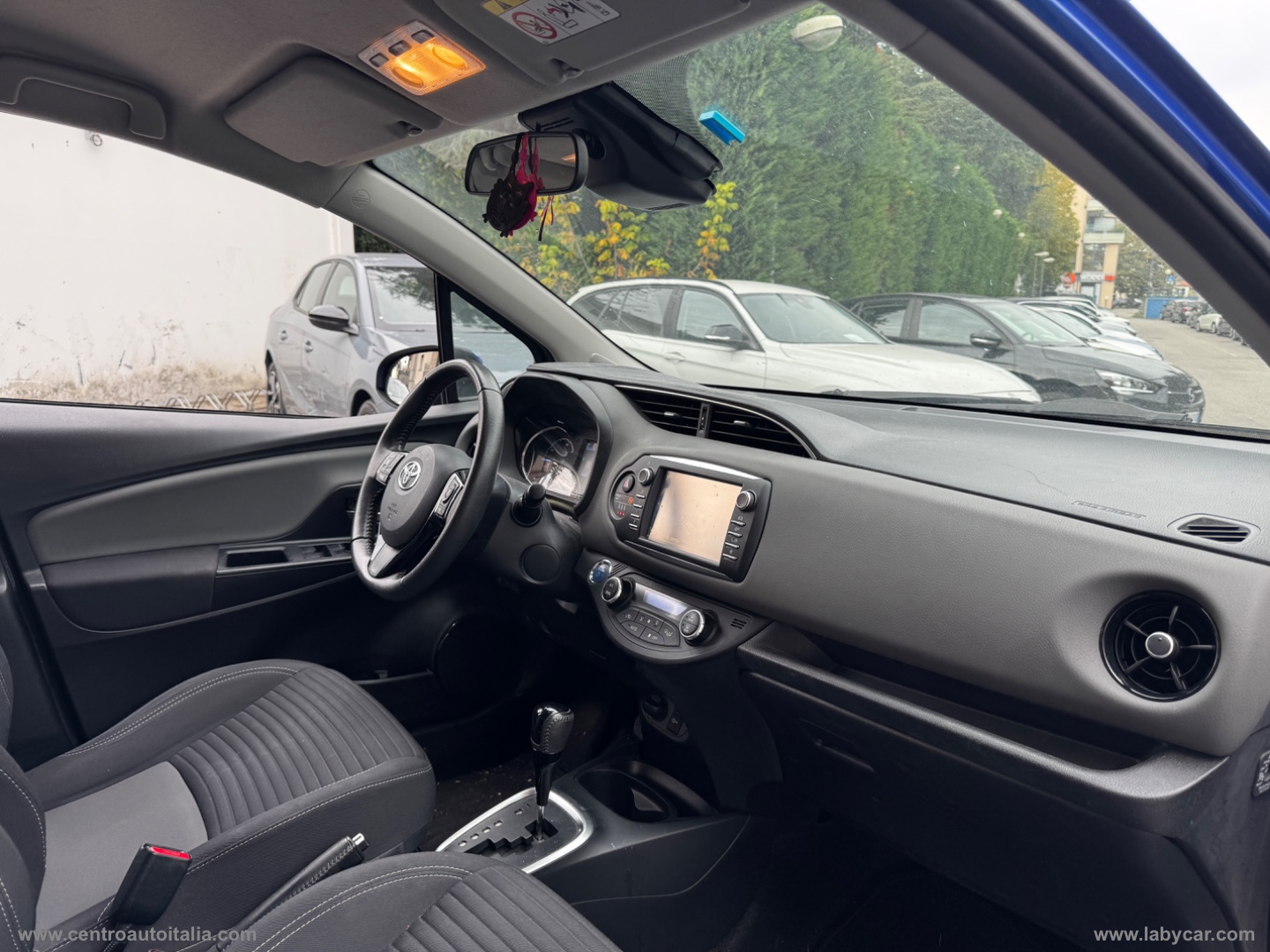 Yaris 1.5 Hybrid 5p. Business - immagine 10