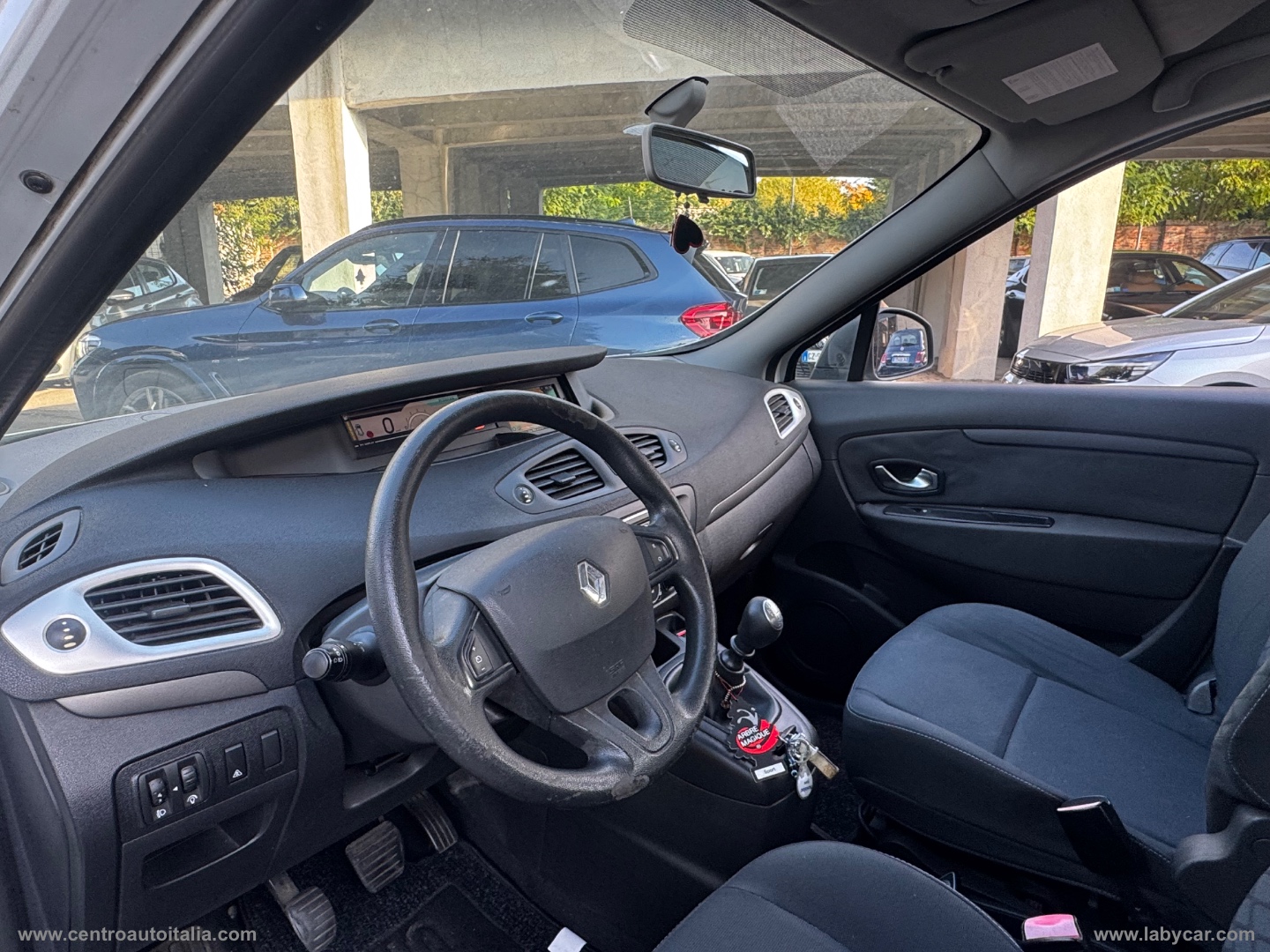 Scénic X-Mod 1.5 dCi 110 CV Luxe - immagine 10
