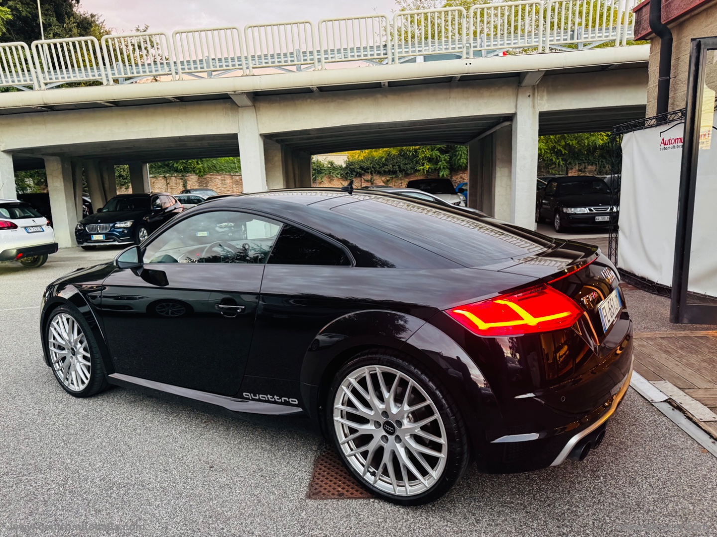 TTS Coupé 2.0 TFSI 310CV quattro S tr. - immagine 10
