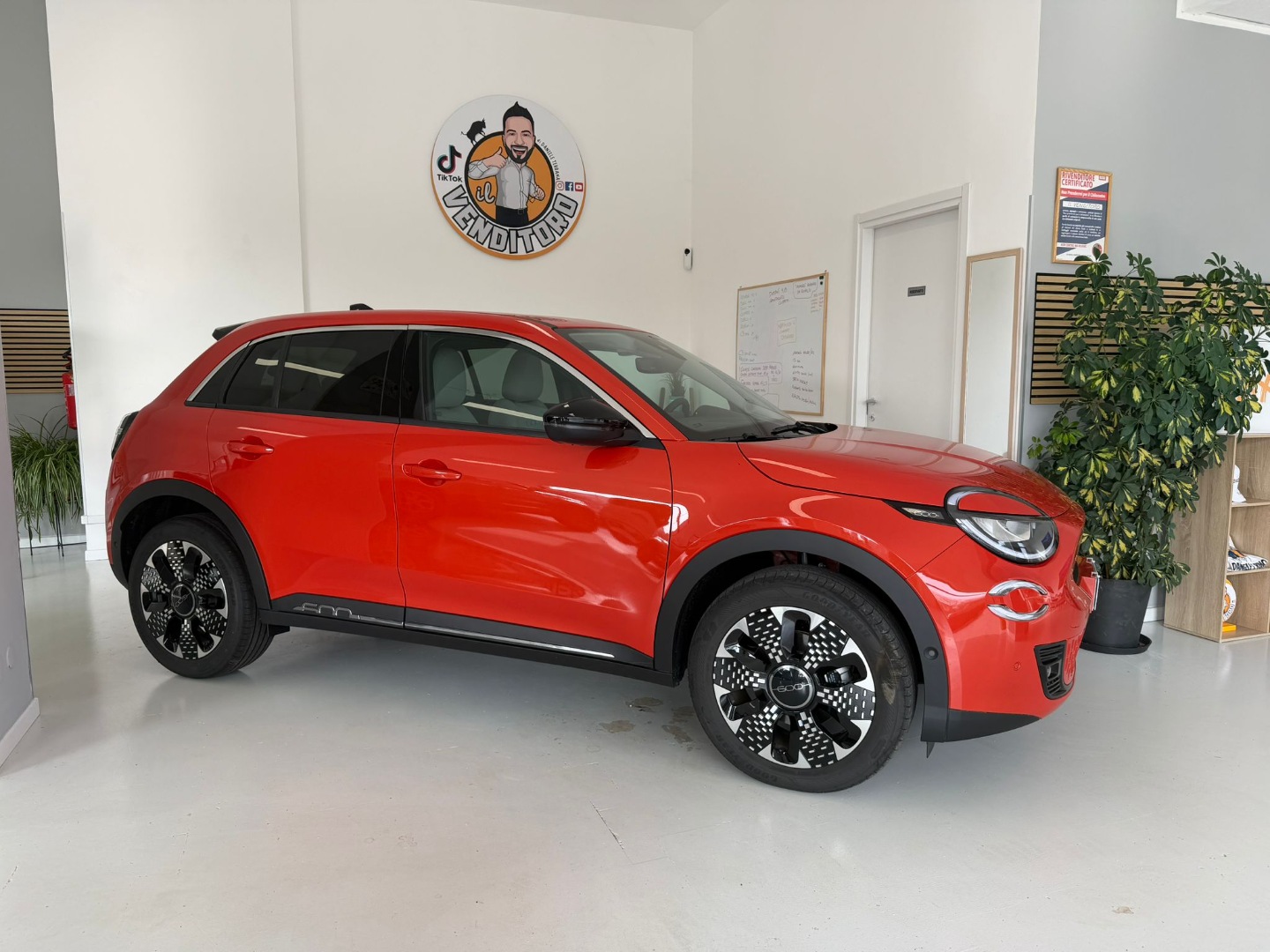 600 Hybrid 110 CV DCT MHEV La Prima - immagine 10