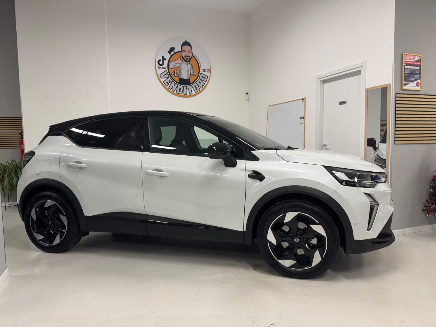 Captur Eco-G 120 CV Techno - immagine 10