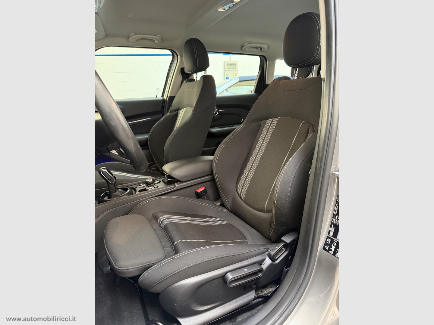 Mini Cooper SD Clubman ALL4 Aut. 4X4 - immagine 10
