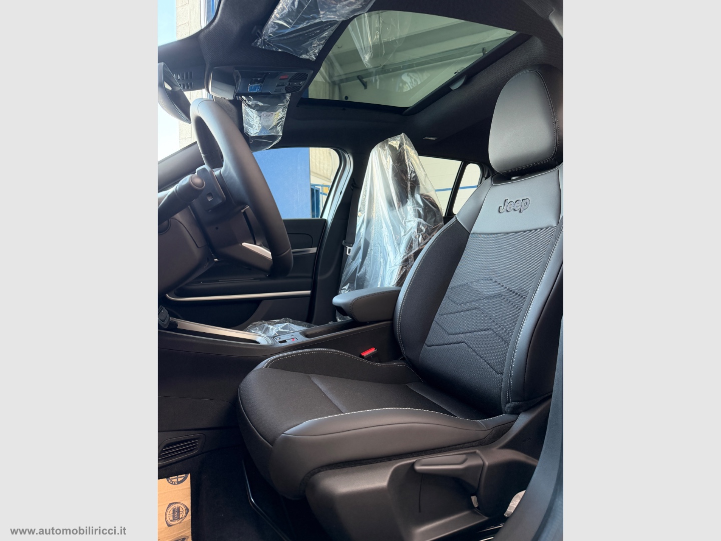 Avenger 1.2 Turbo Summit - immagine 10