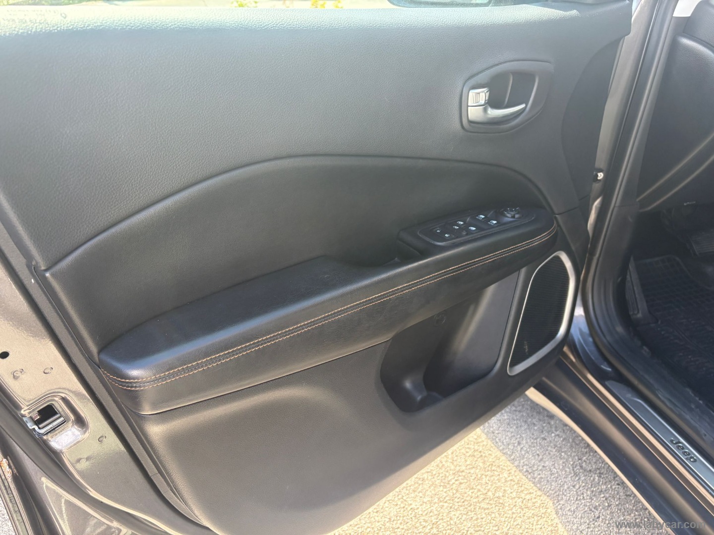 Compass 2.0 Mjt II aut. 4WD Limited - immagine 10