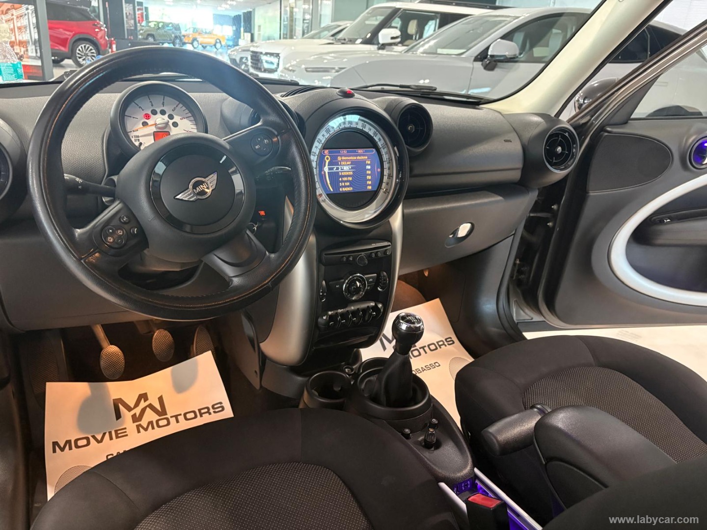 Mini Cooper D Business Countryman ALL4 - immagine 10