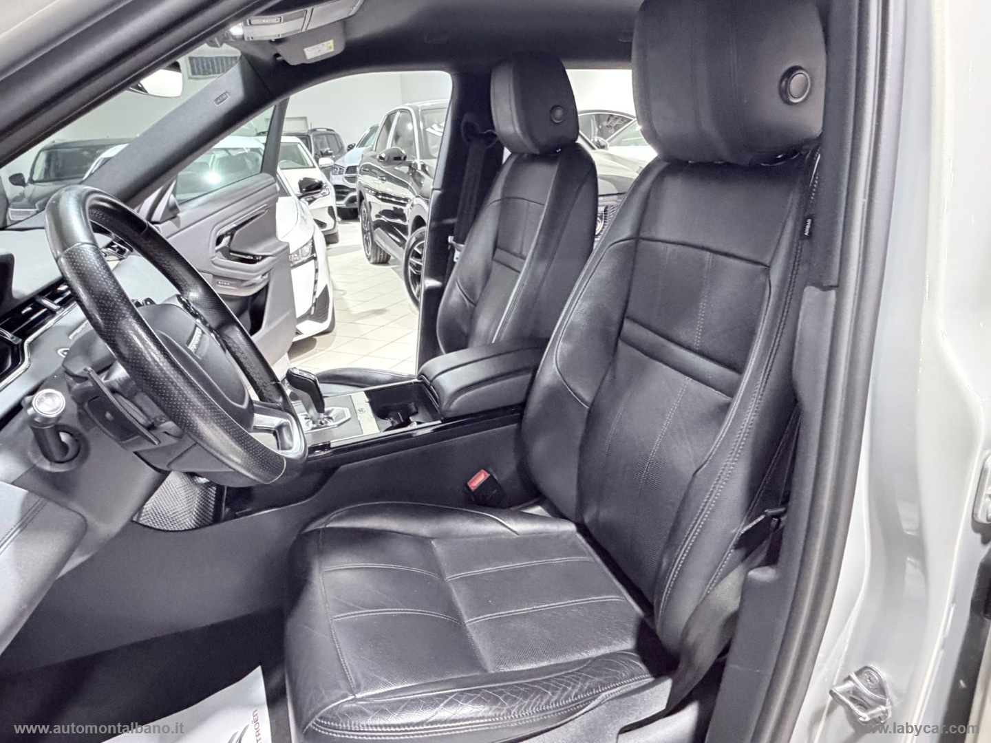 RR Evoque 2.0D L.Flw 150 AWD R-Dyn.HSE - immagine 10