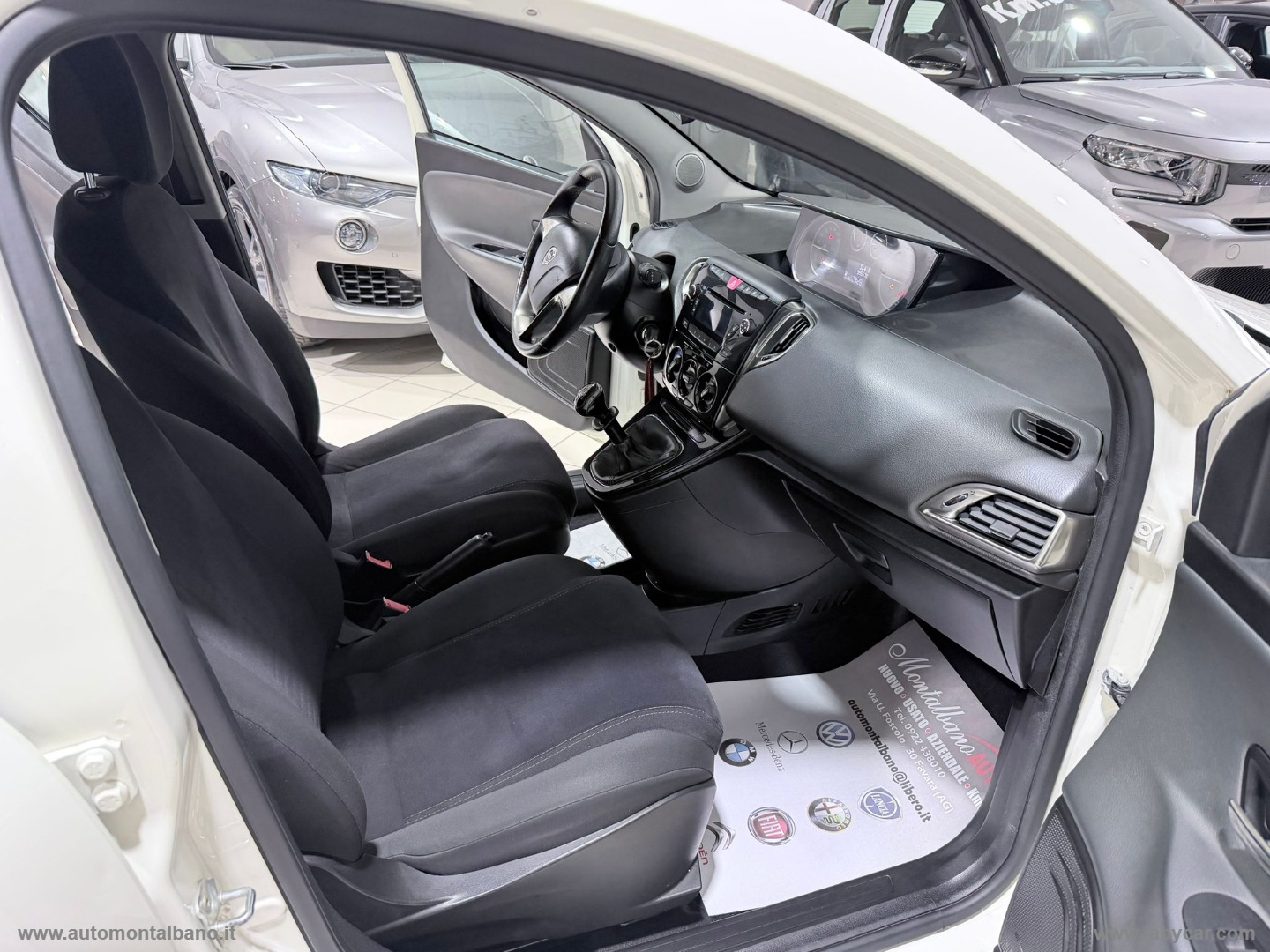 Ypsilon 1.2 69 CV 5p. GPL Ecochic Gold - immagine 10