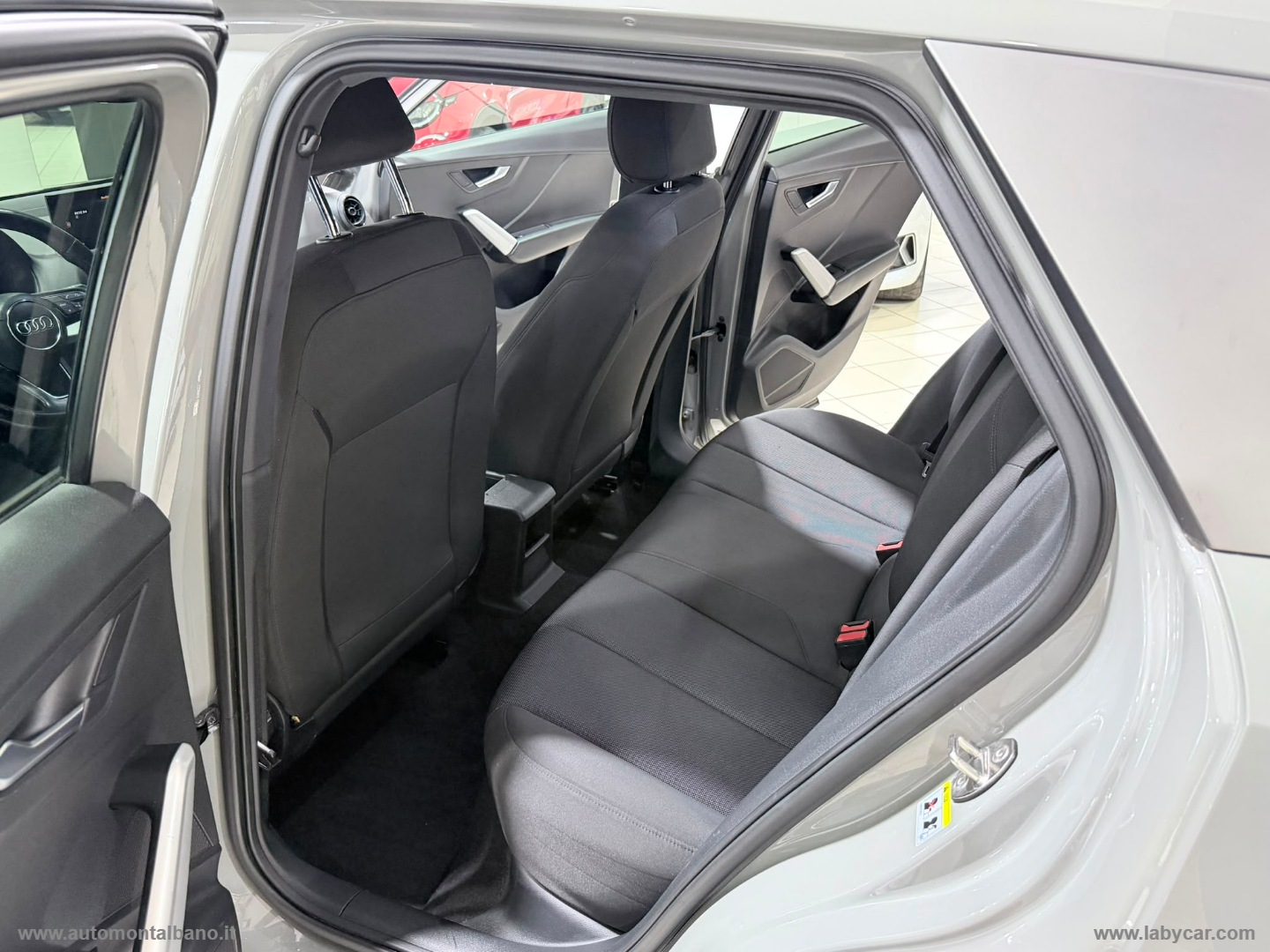 Q2 1.6 TDI S tronic Business - immagine 10