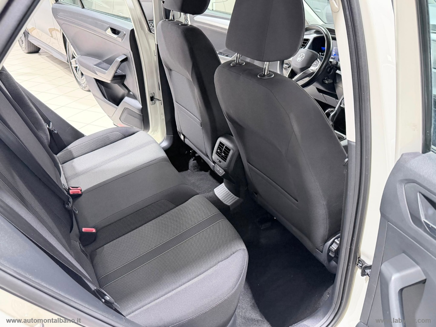 T-Roc 2.0 TDI SCR Life - immagine 10