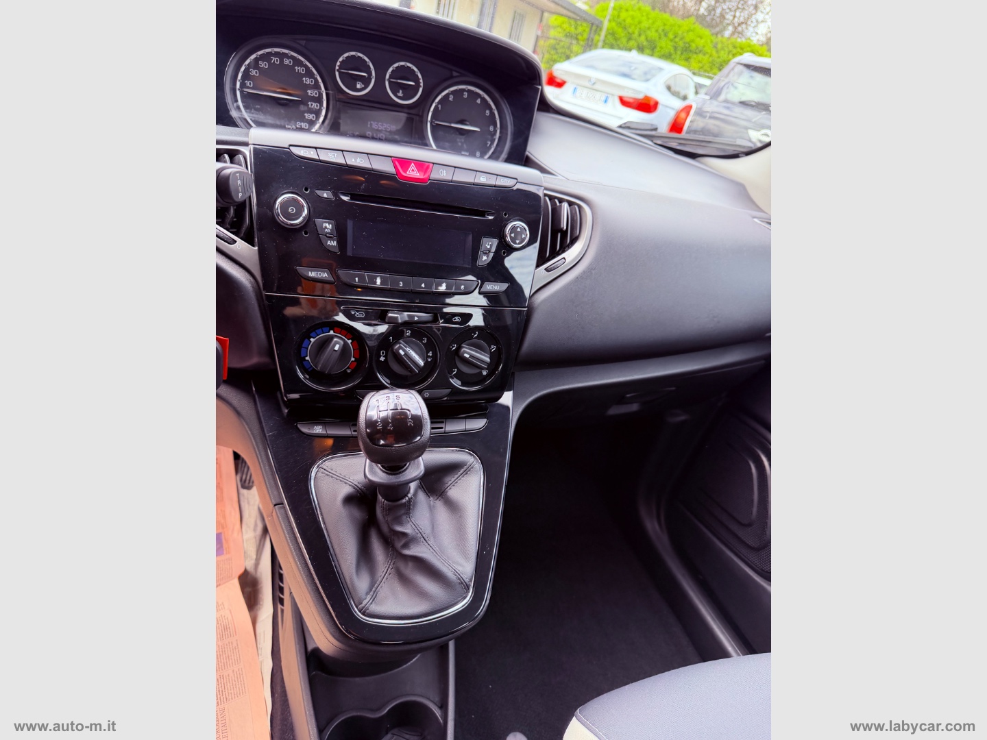 Ypsilon 1.2 69 CV 5p. Elefantino - immagine 10
