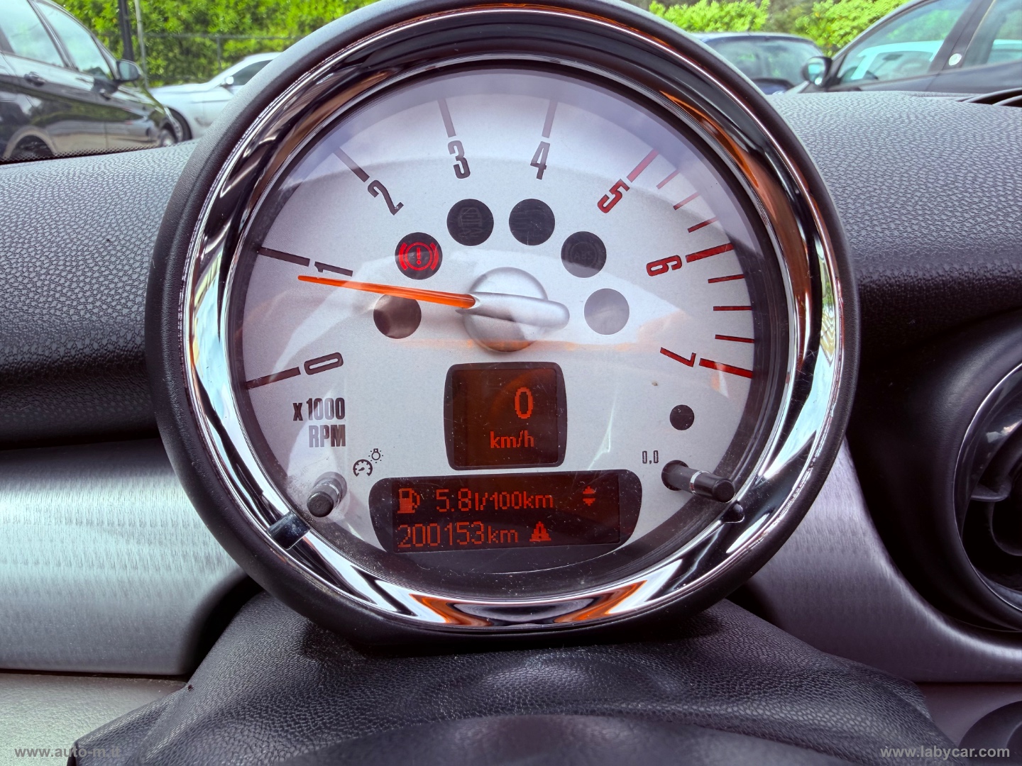 Mini Cooper D Cabrio - immagine 10