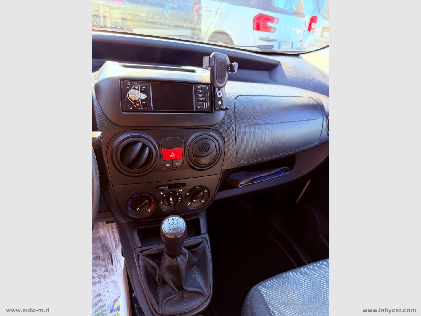Bipper 1.4 75CV Furgone Comfort - immagine 10