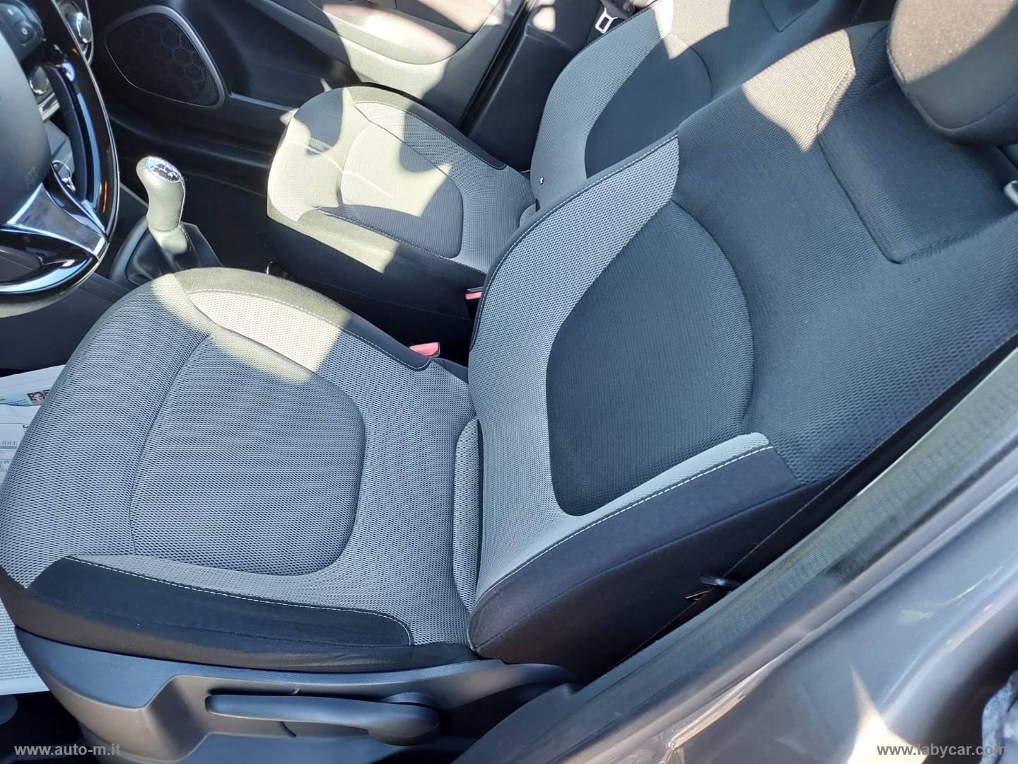 Captur 1.5 dCi 8V 90 CV S&S Ener. R-Link - immagine 10