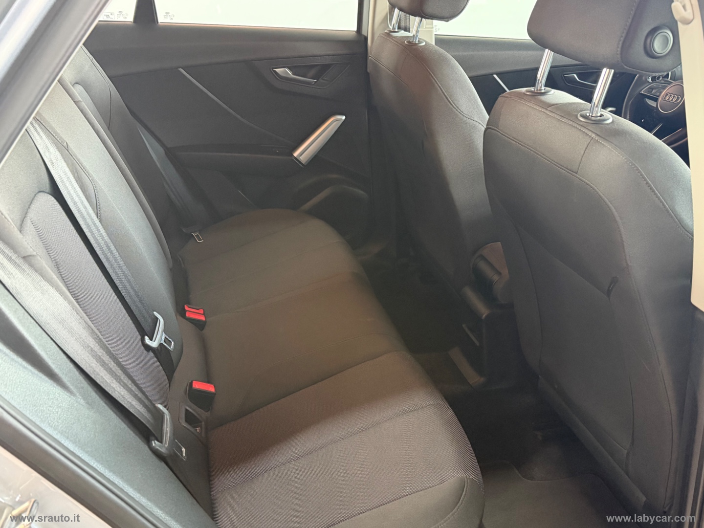 Q2 30 TDI S tronic Identity Black - immagine 10