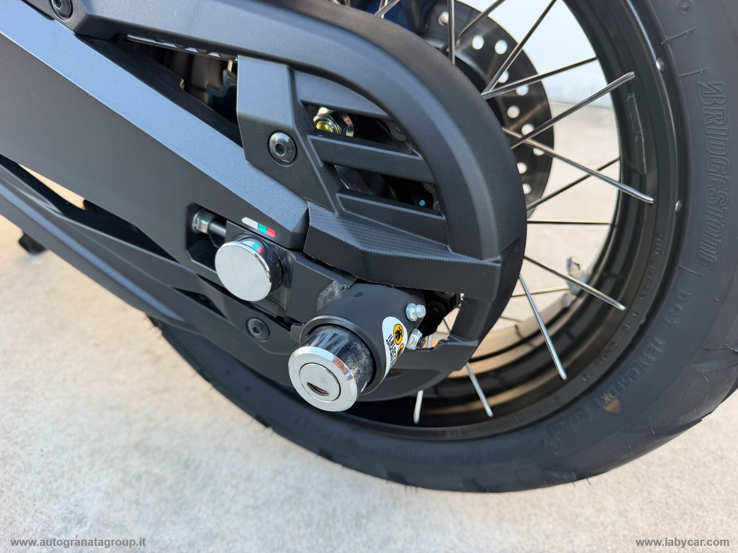 X-ADV 750 PARI NUOVO! - immagine 10