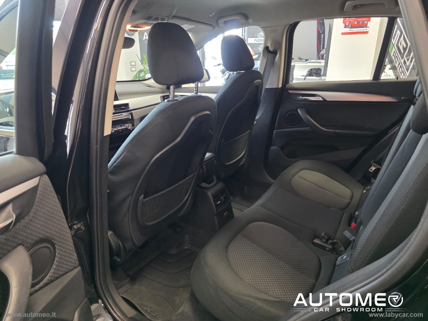 X1 XDrive18d Advantage - immagine 10