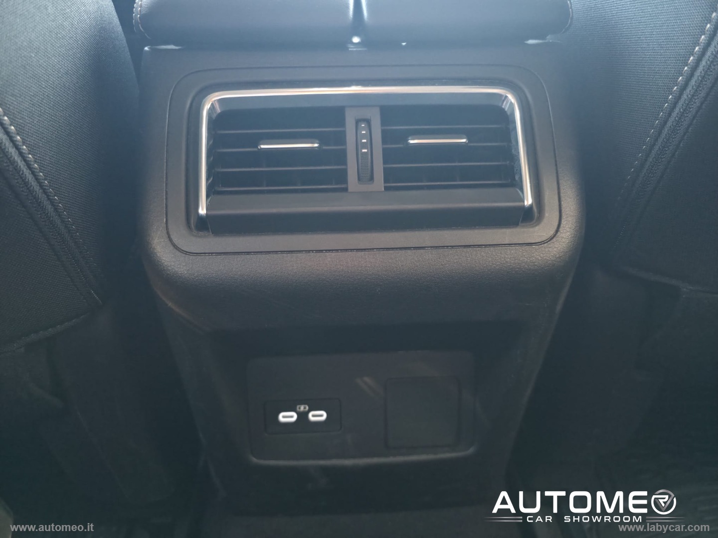 CX-60 3.3L e-Skyactiv D MHEV Excl. Line - immagine 10