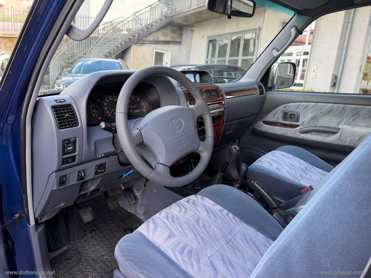 Land Cruiser 3.0 TD 3p. KZJ90 GX - immagine 10