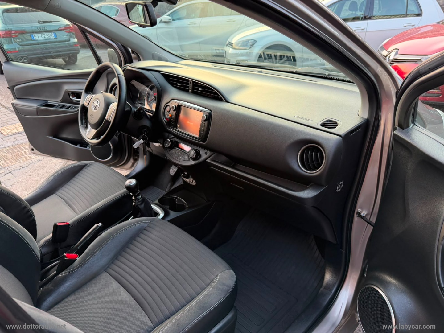 Yaris 1.4 D-4D 5p. Lounge - immagine 10