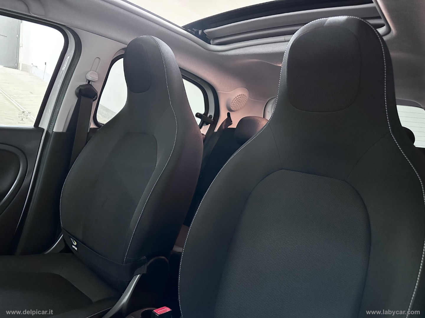 forfour 90 0.9 Turbo twinamic Passion CABRIO - immagine 10