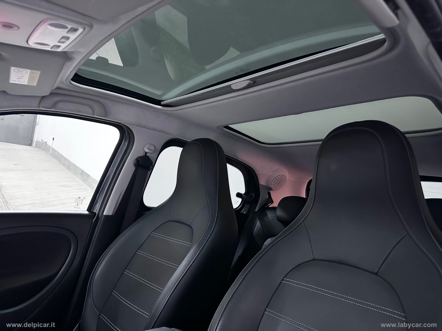 forfour BRABUS 90 0.9 Turbo twinamic Passion - immagine 10