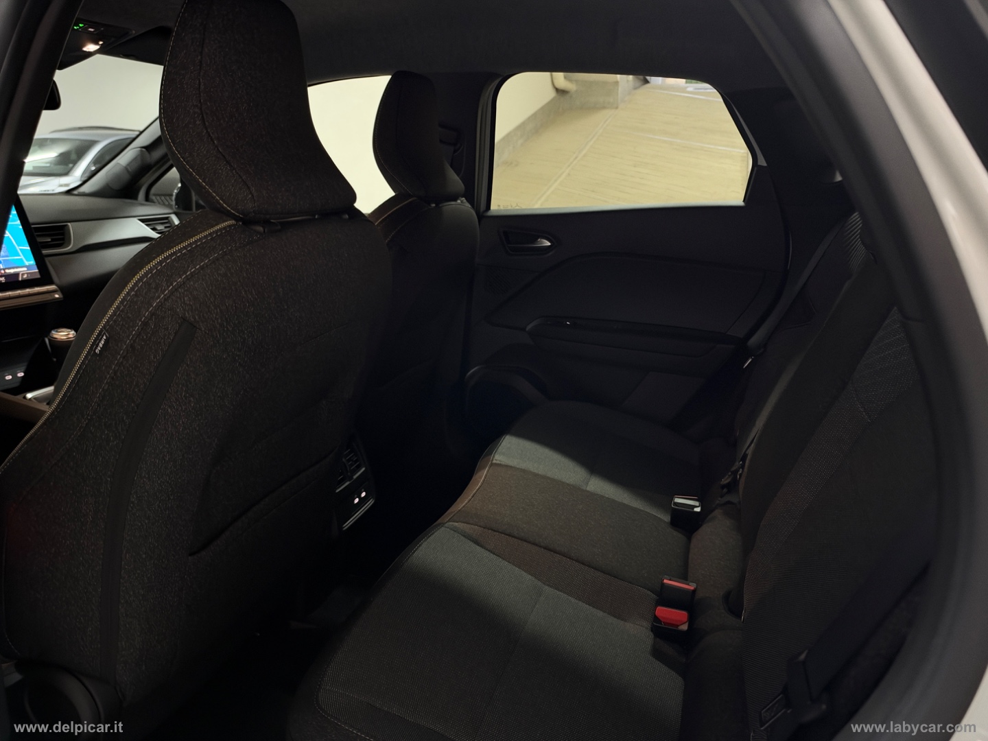 Captur Eco-G 120 CV Techno - immagine 10